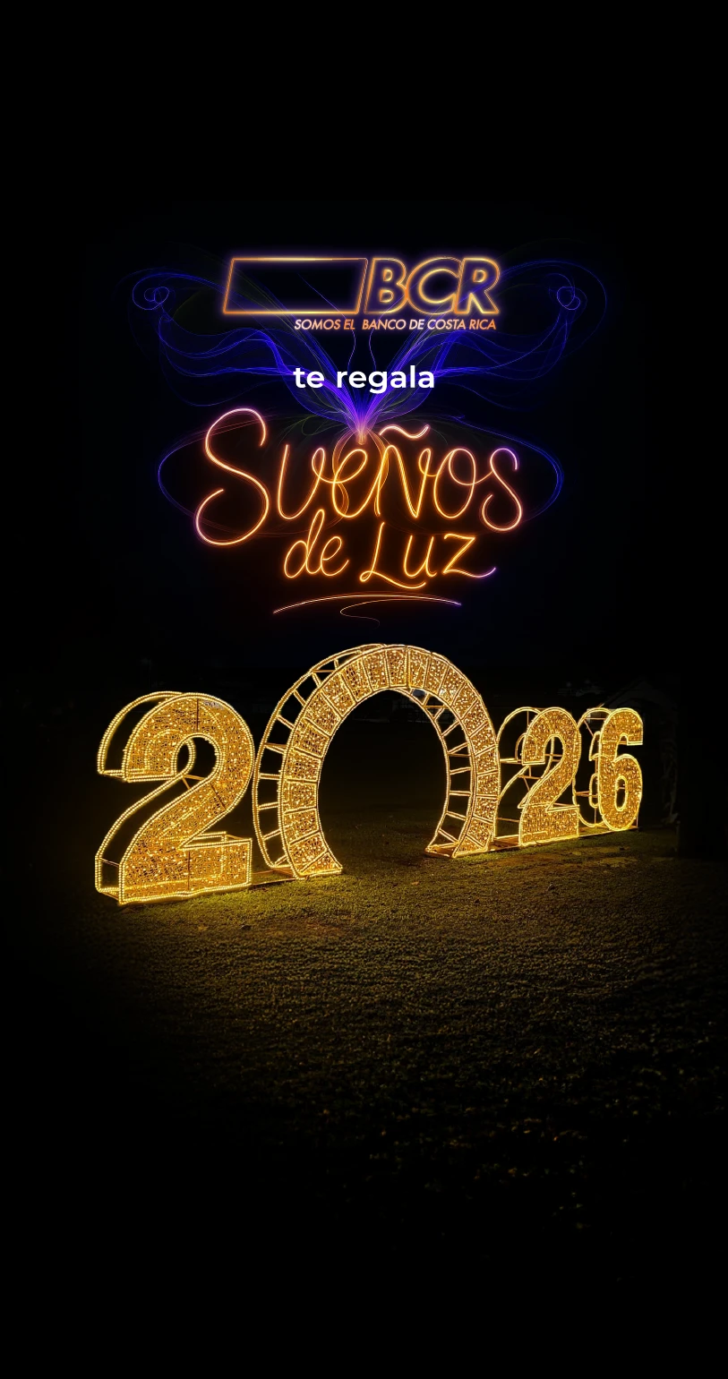 Mujer sonriendo y relajada